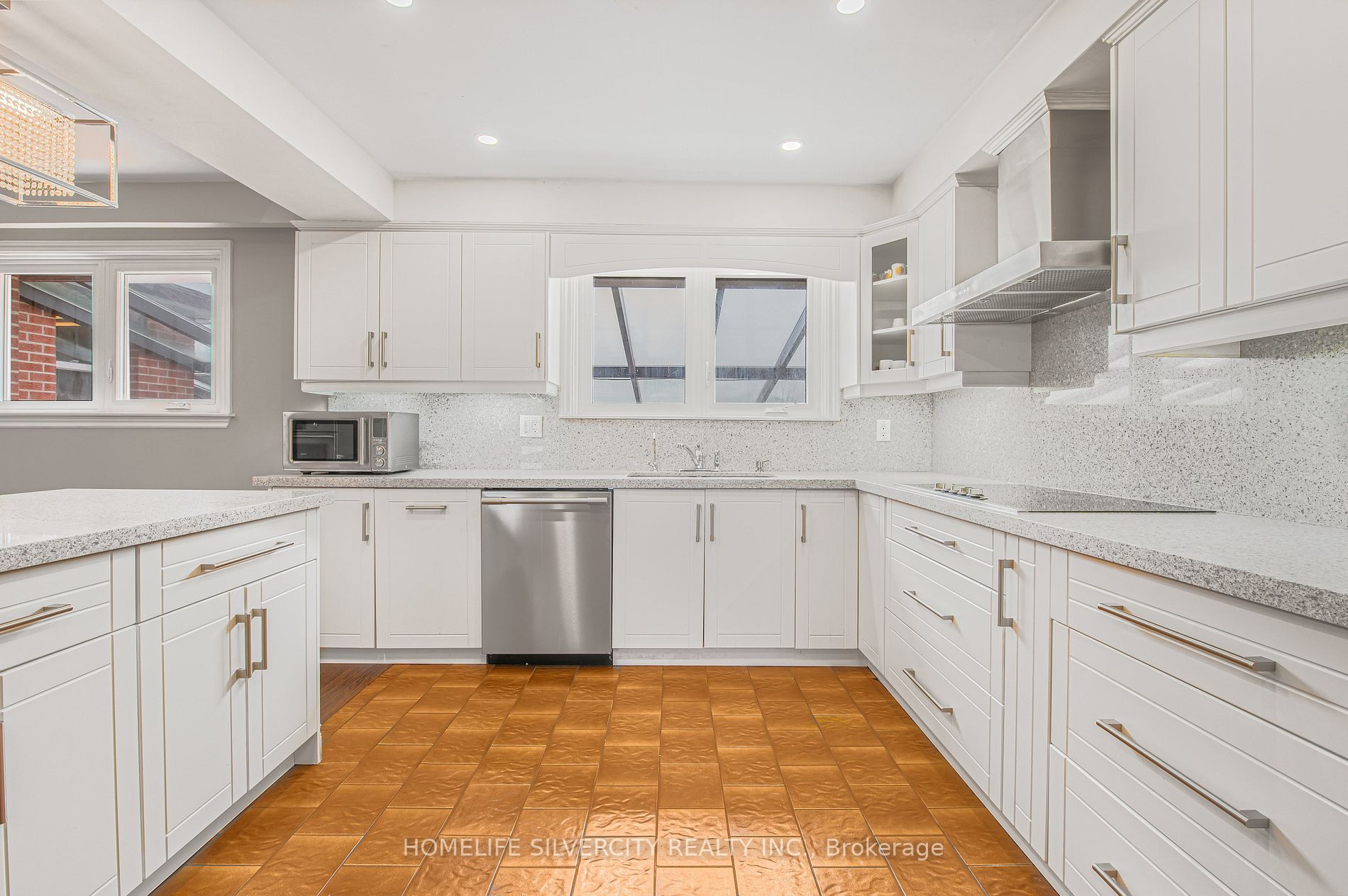 Listing W6682960 - Large Photo # 14