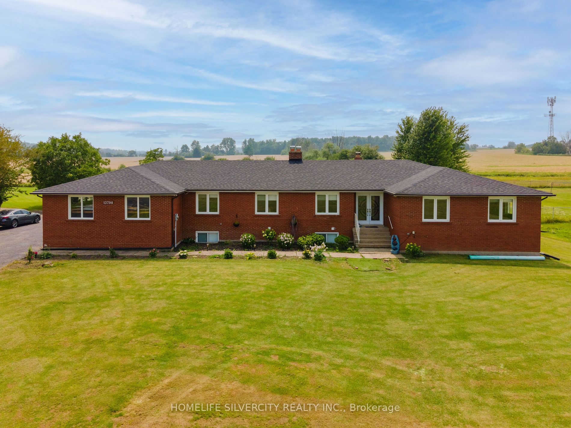 Listing W6682960 - Large Photo # 1