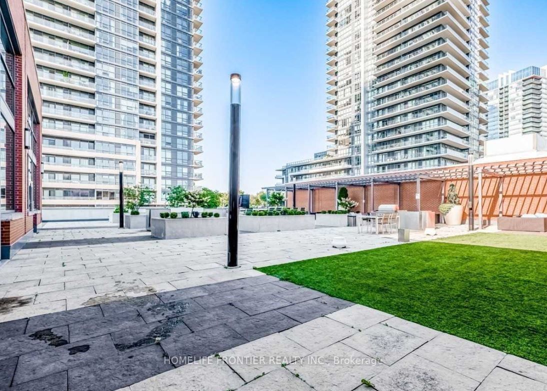 2212 Lake Shore Blvd W, #2707