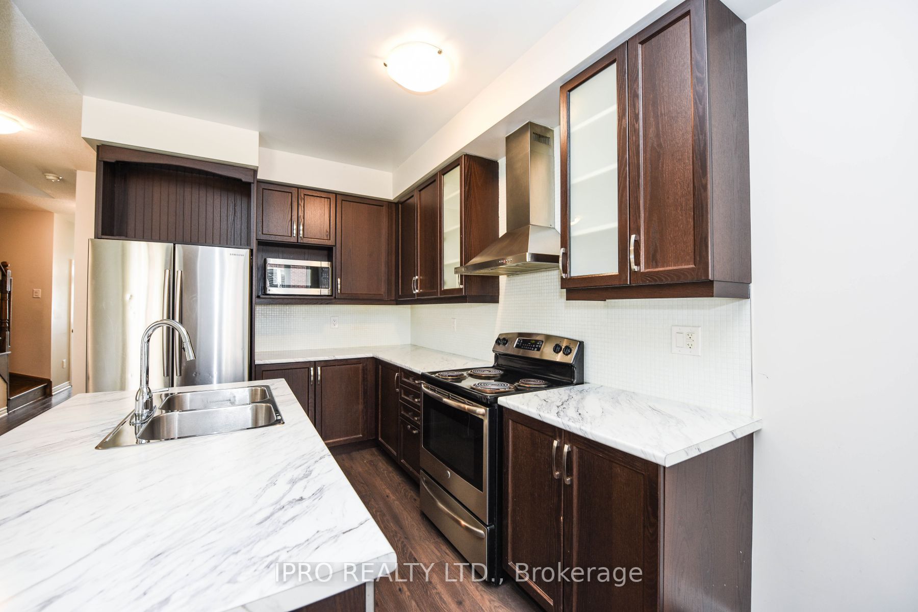 71 Baffin Cres