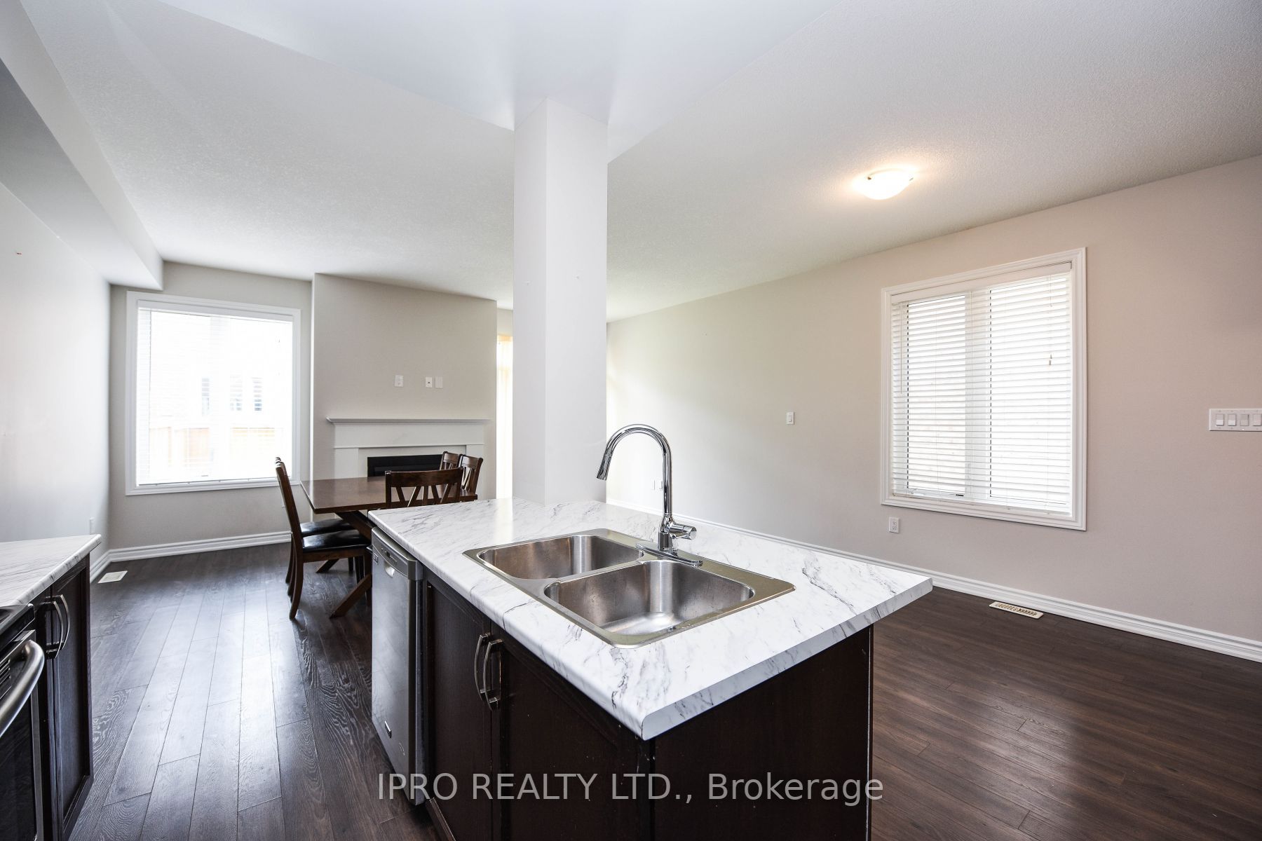 71 Baffin Cres