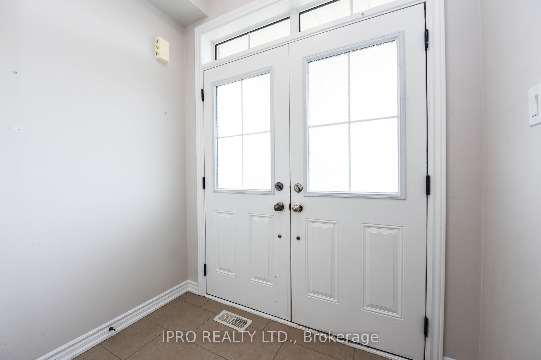 71 Baffin Cres
