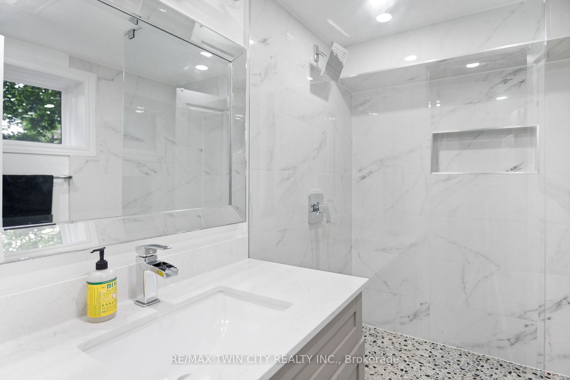 Listing W6683438 - Large Photo # 27