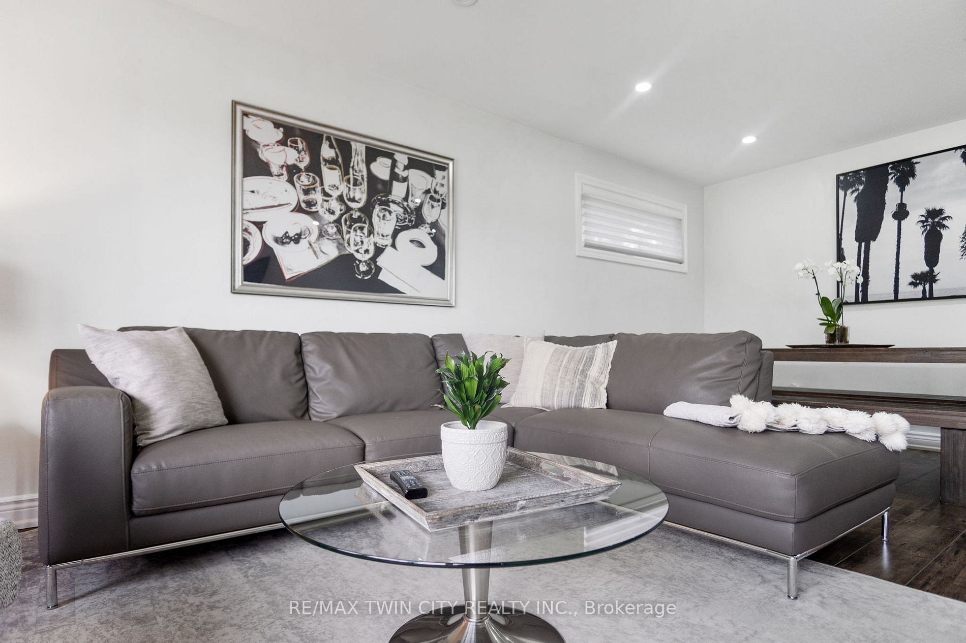 Listing W6683438 - Large Photo # 3