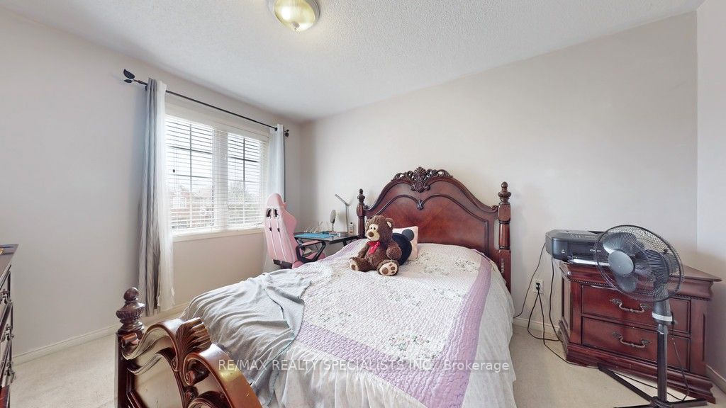 21 Silver Egret Rd