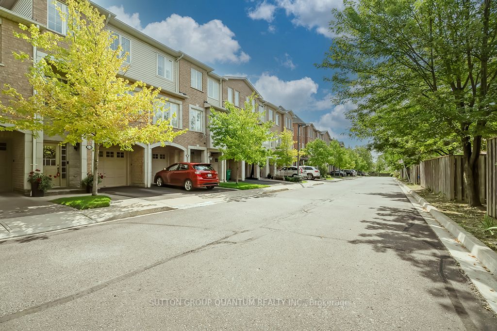 3071 Treadwells Dr, #43