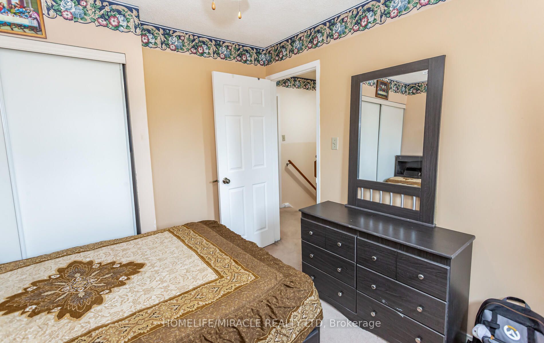 59 Cranberry Cres