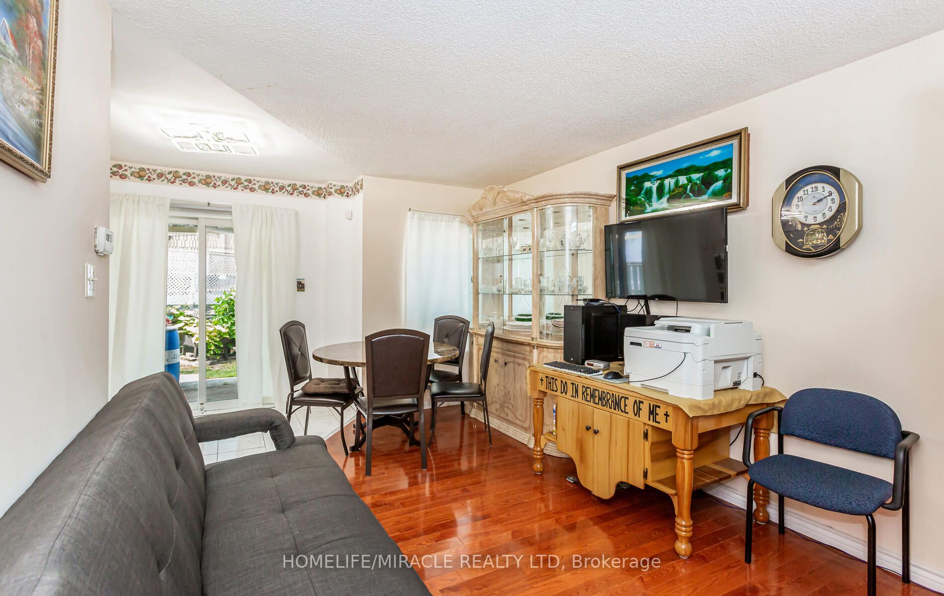 59 Cranberry Cres