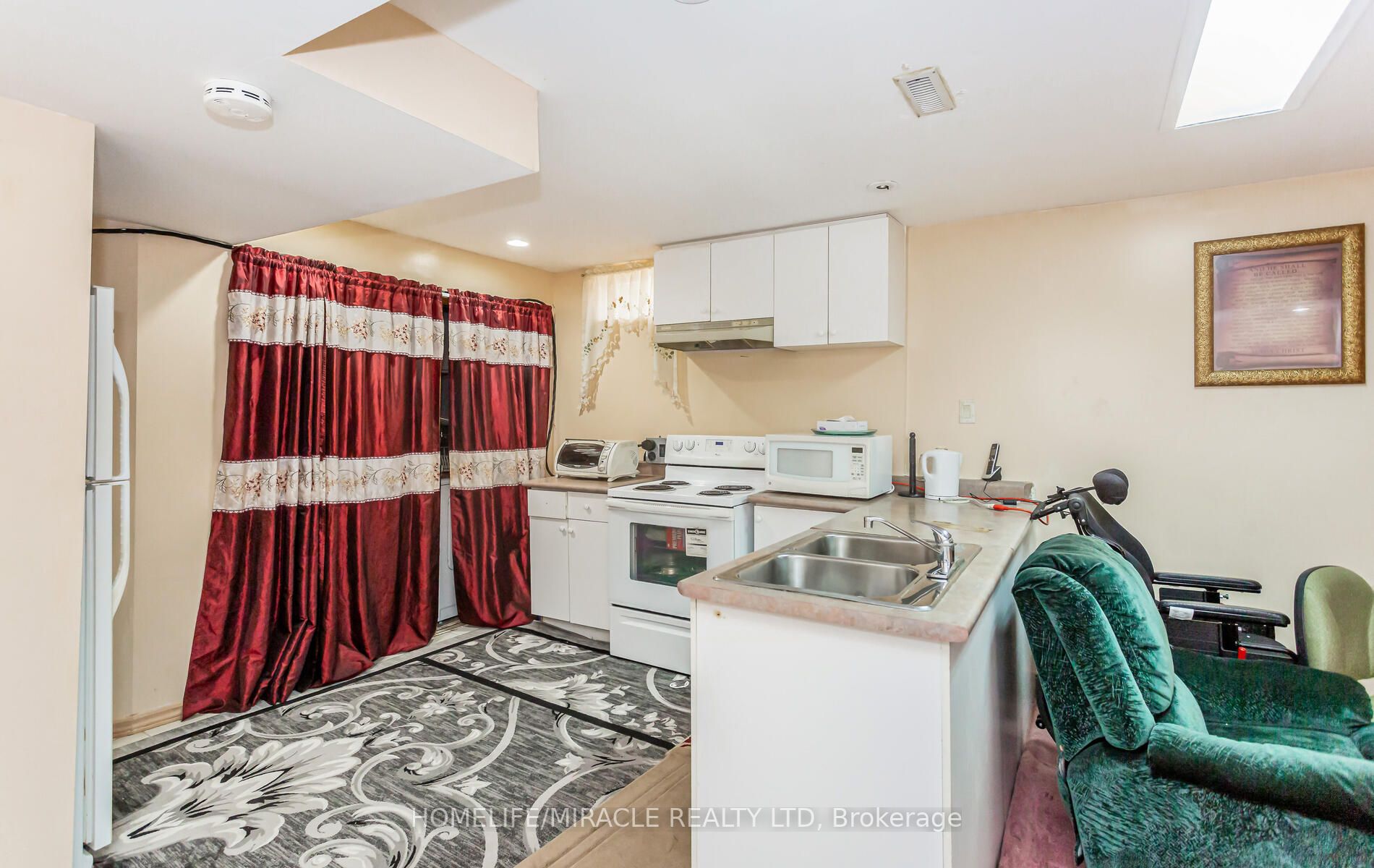 59 Cranberry Cres
