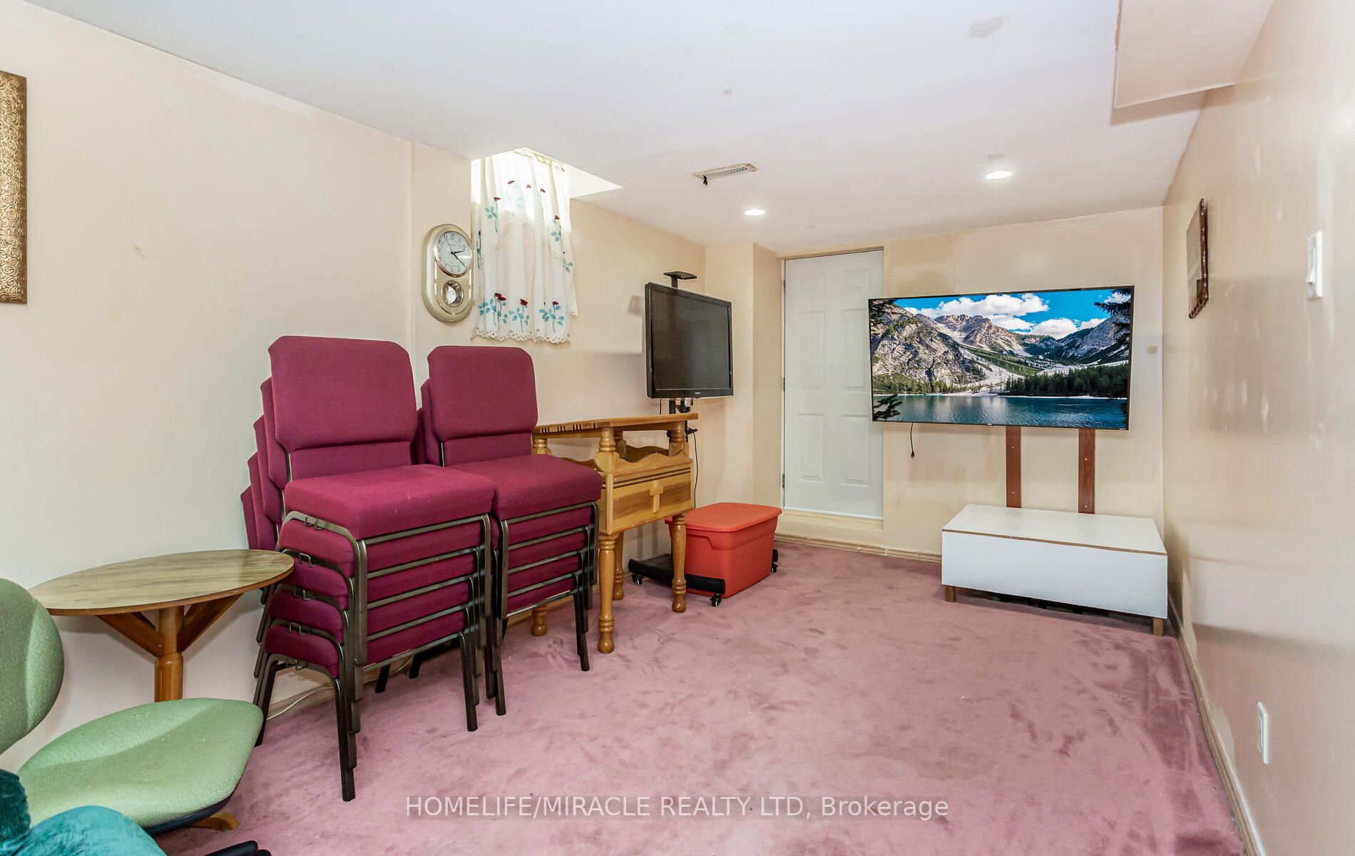 59 Cranberry Cres