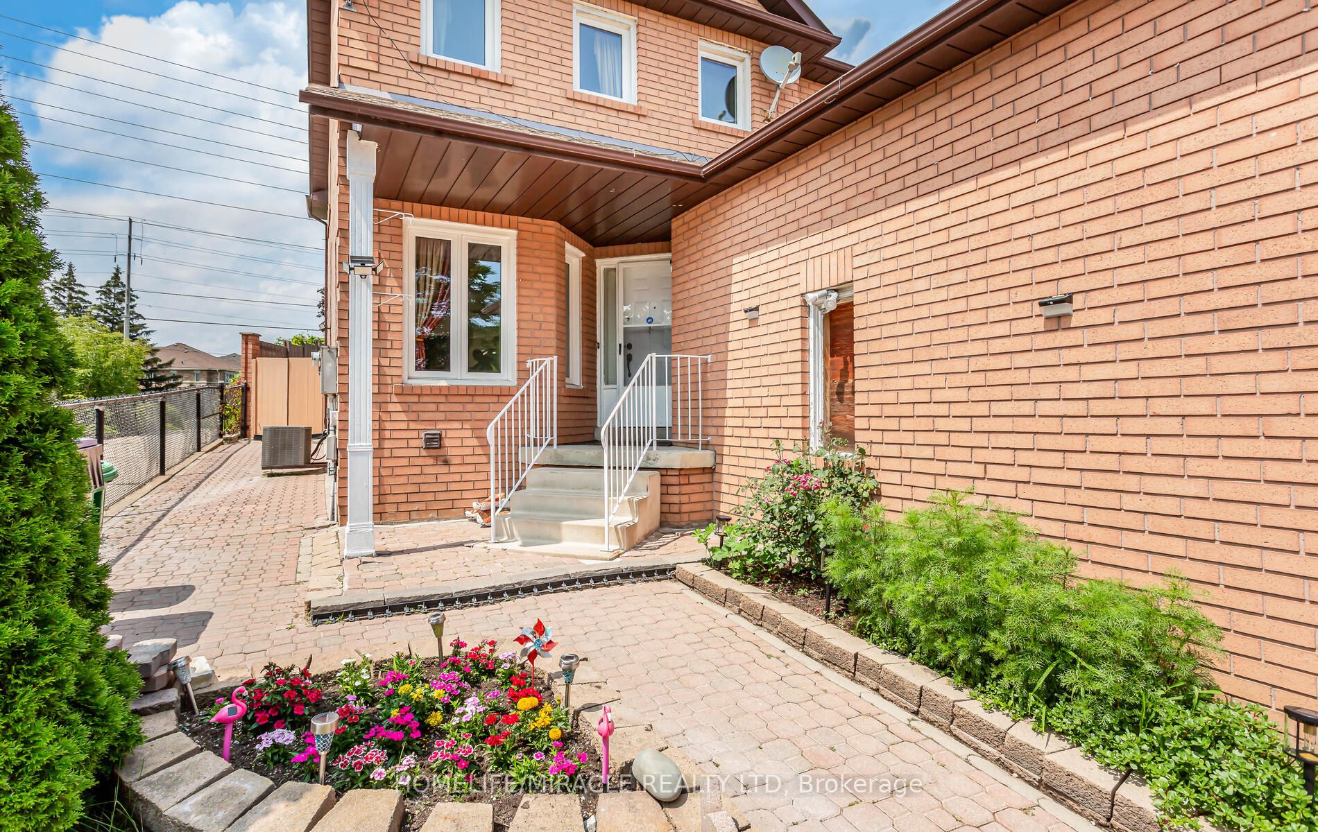 59 Cranberry Cres