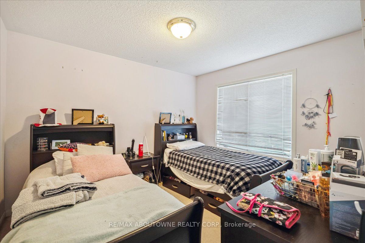 2534 Carberry Way