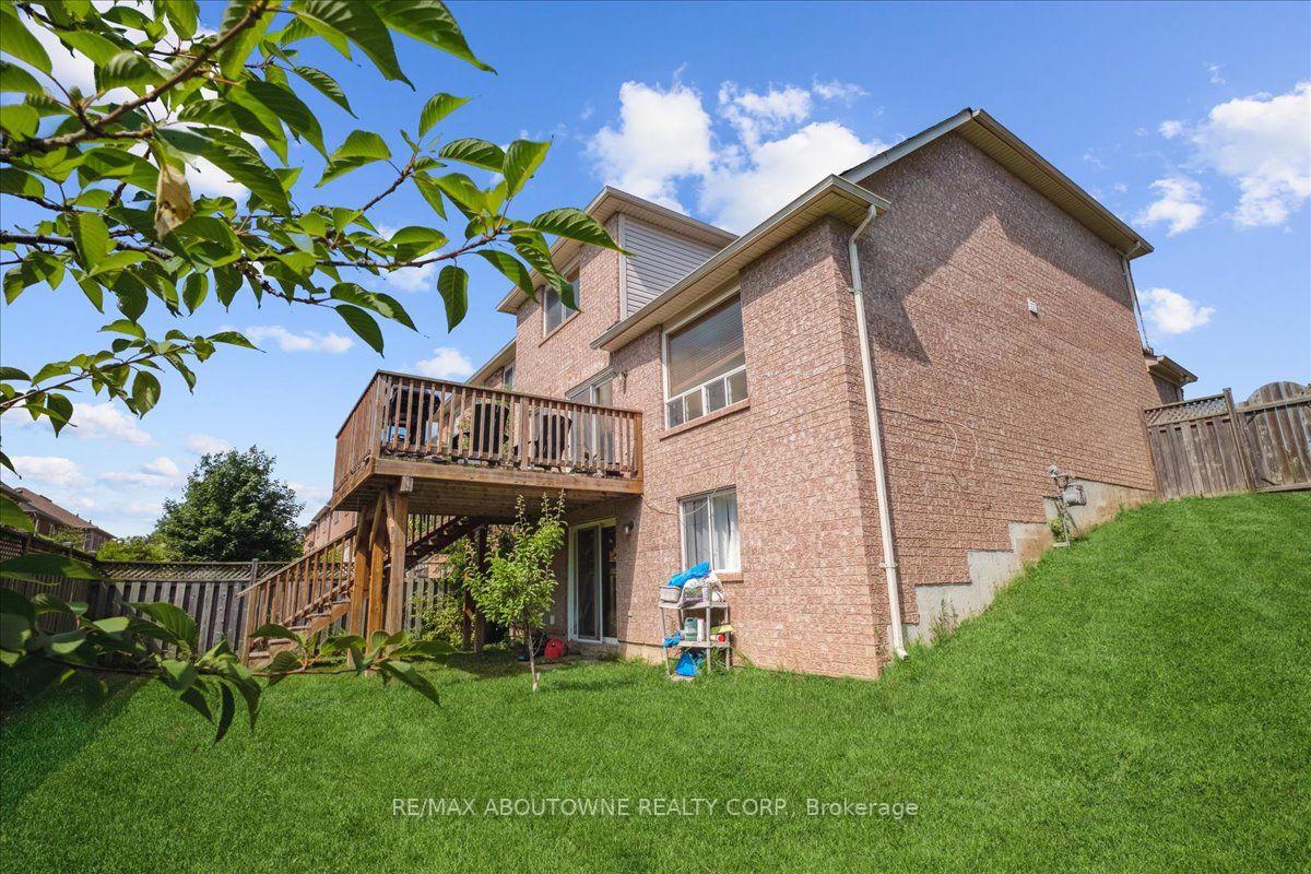 2534 Carberry Way