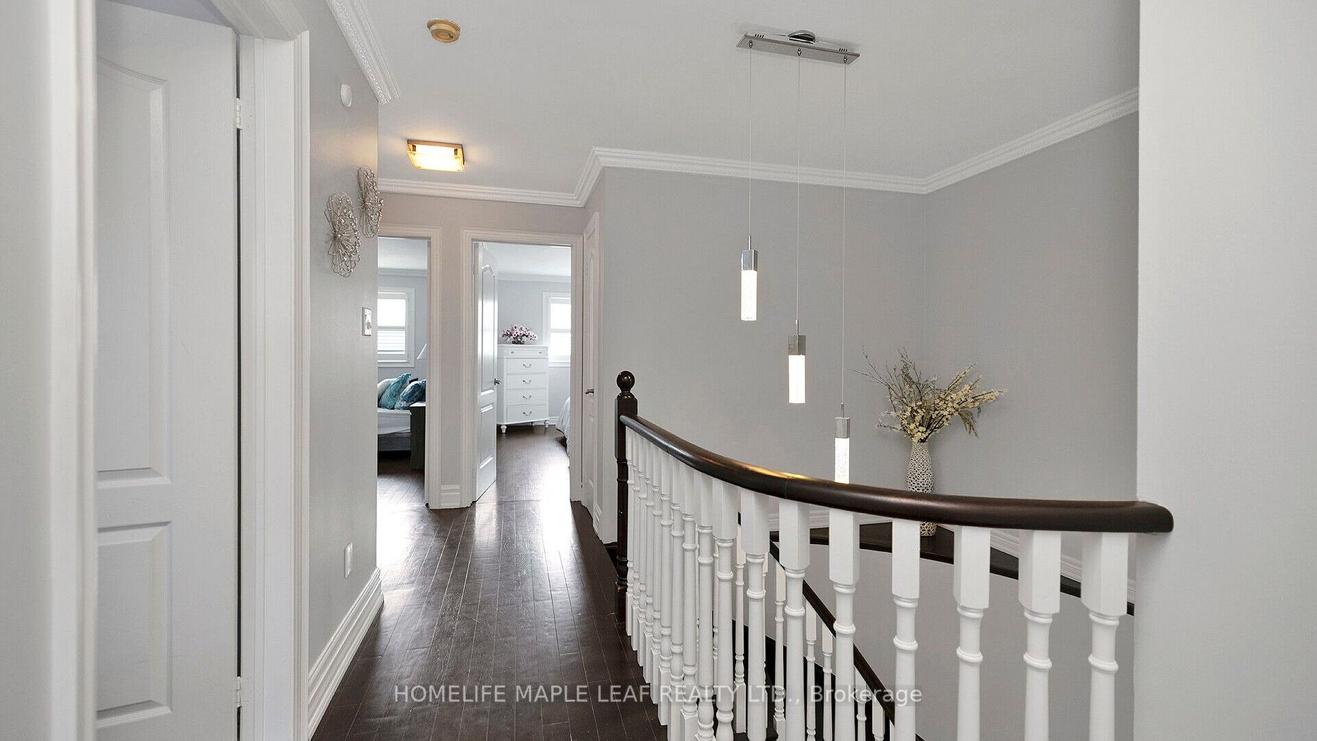 6 Oatfield Road