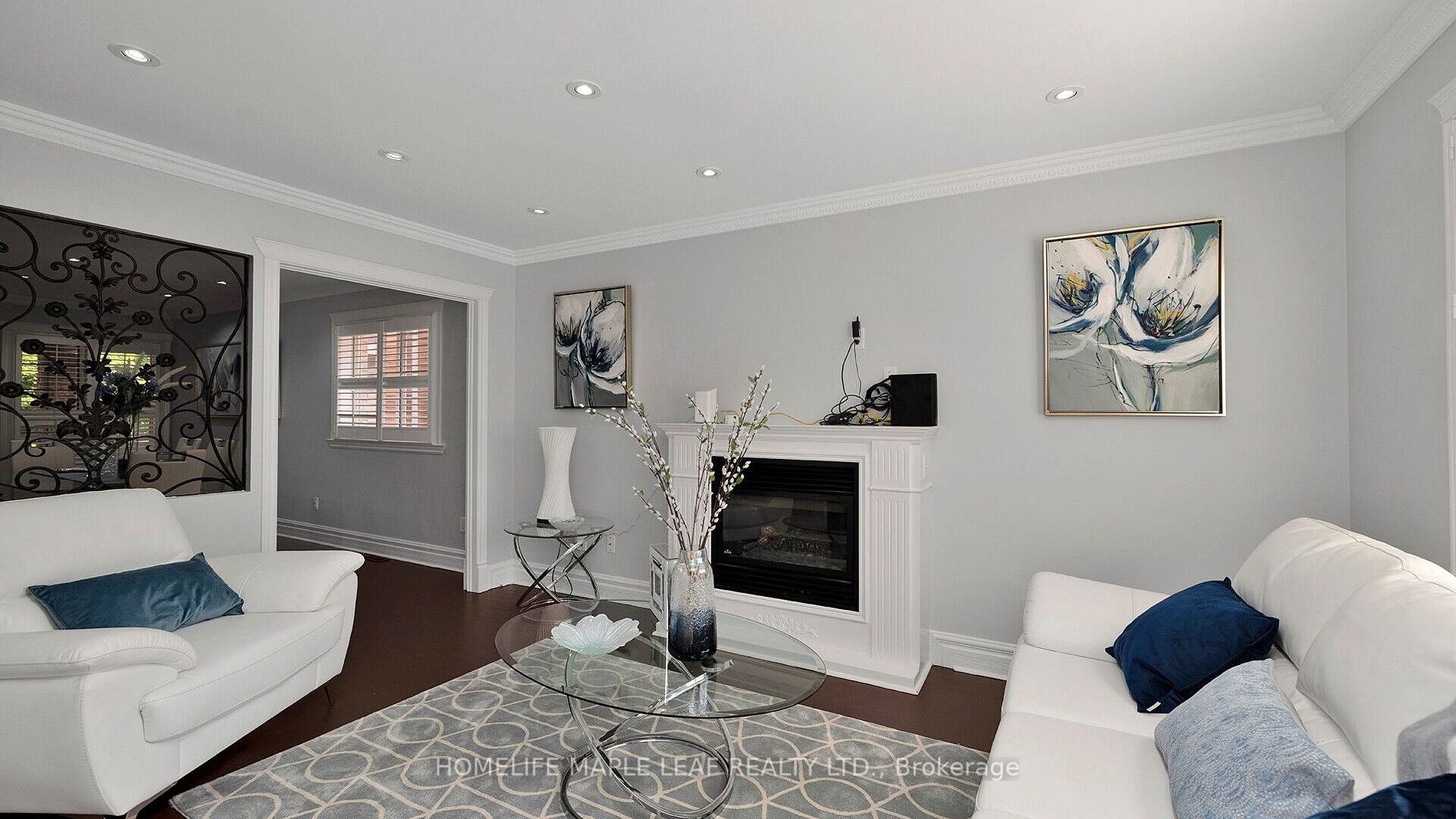 6 Oatfield Road