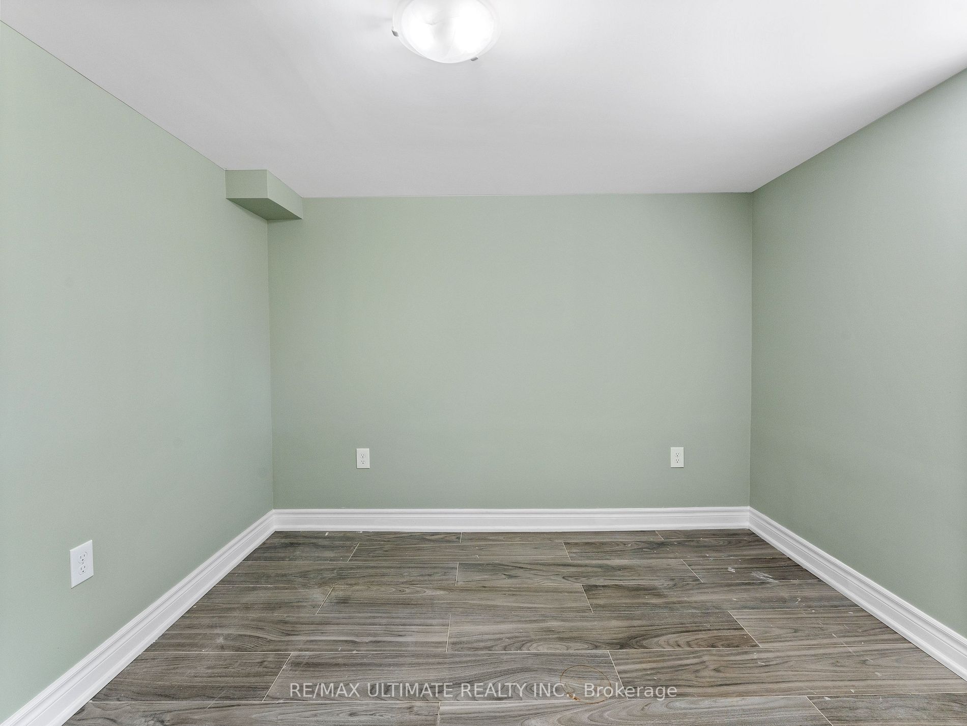 189 Elmhurst Dr