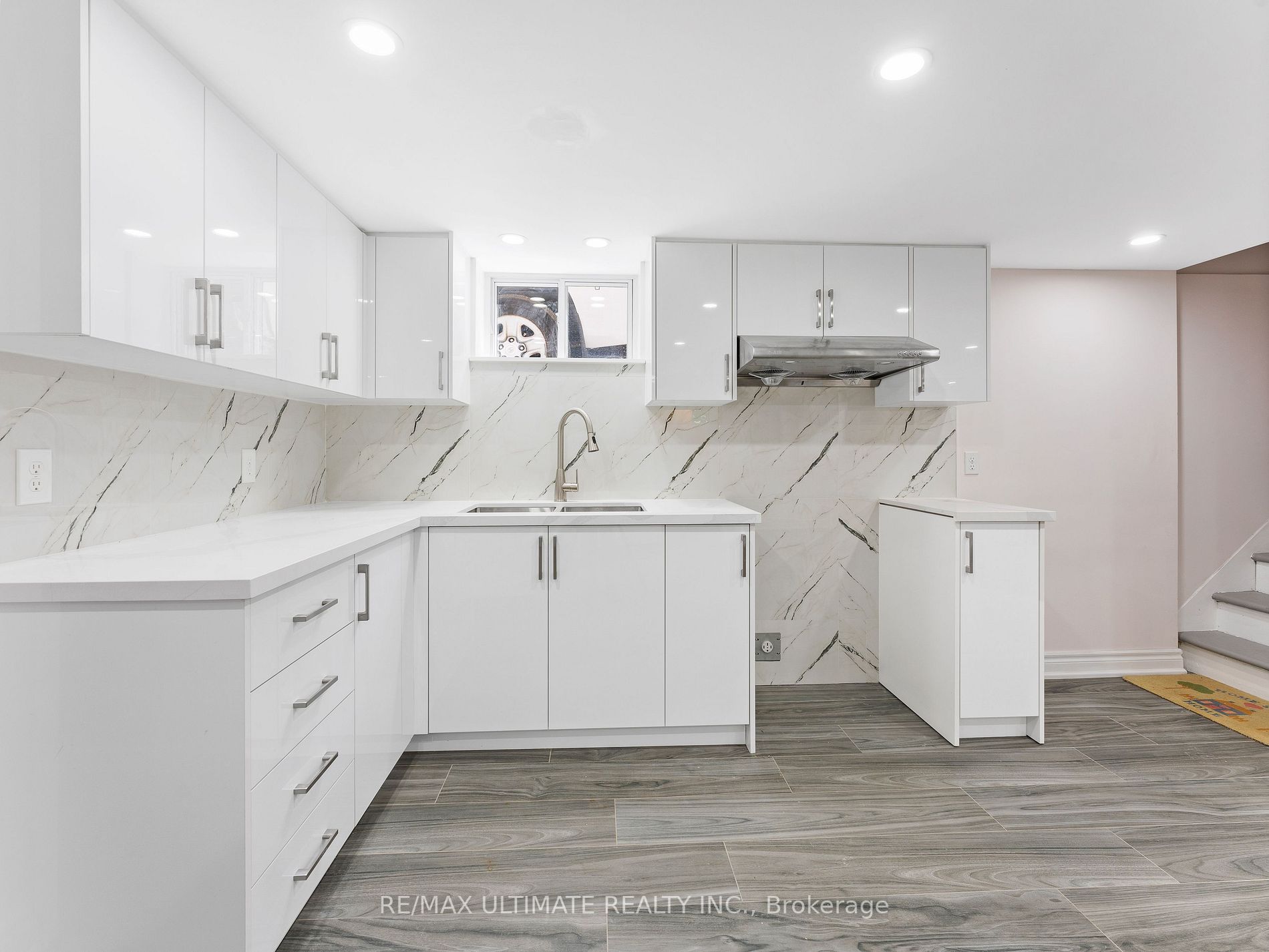 189 Elmhurst Dr