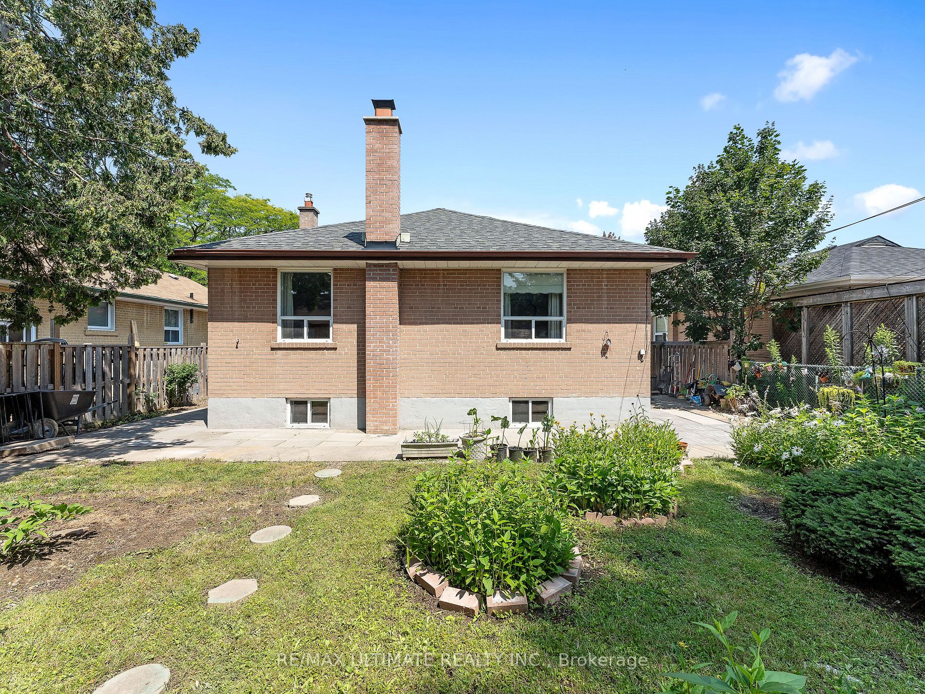 189 Elmhurst Dr
