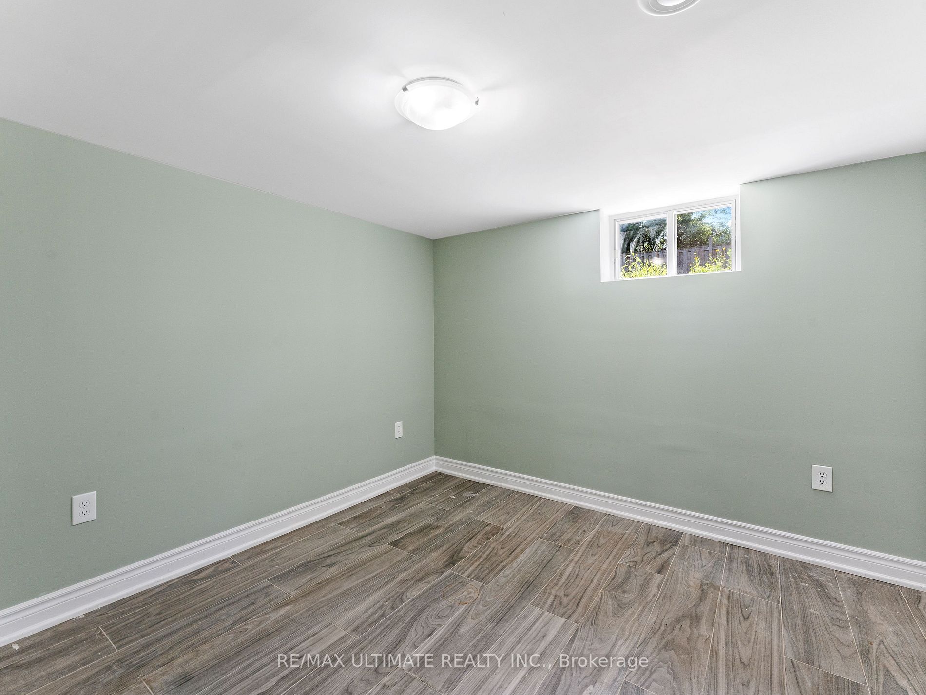 189 Elmhurst Dr
