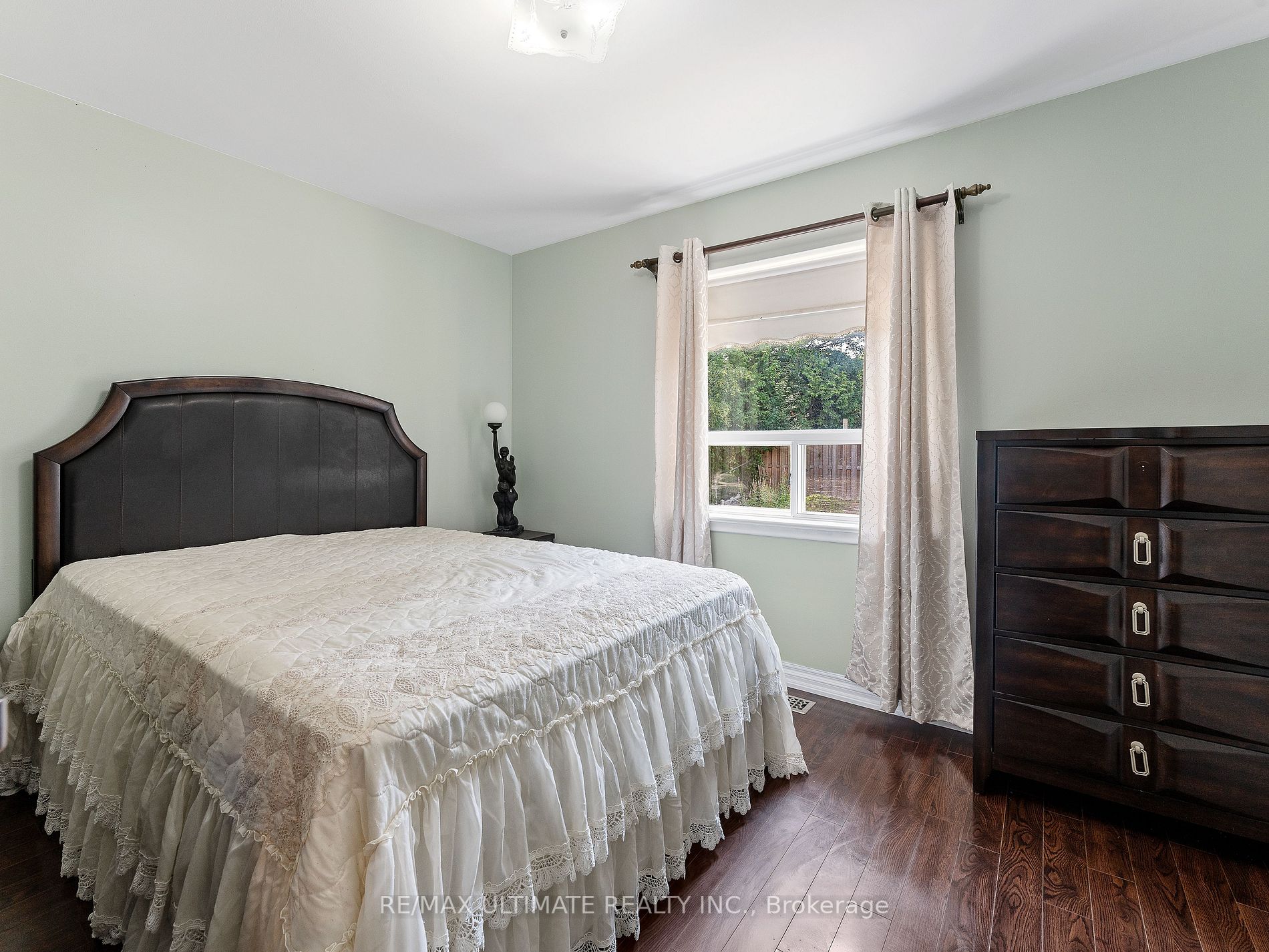 189 Elmhurst Dr