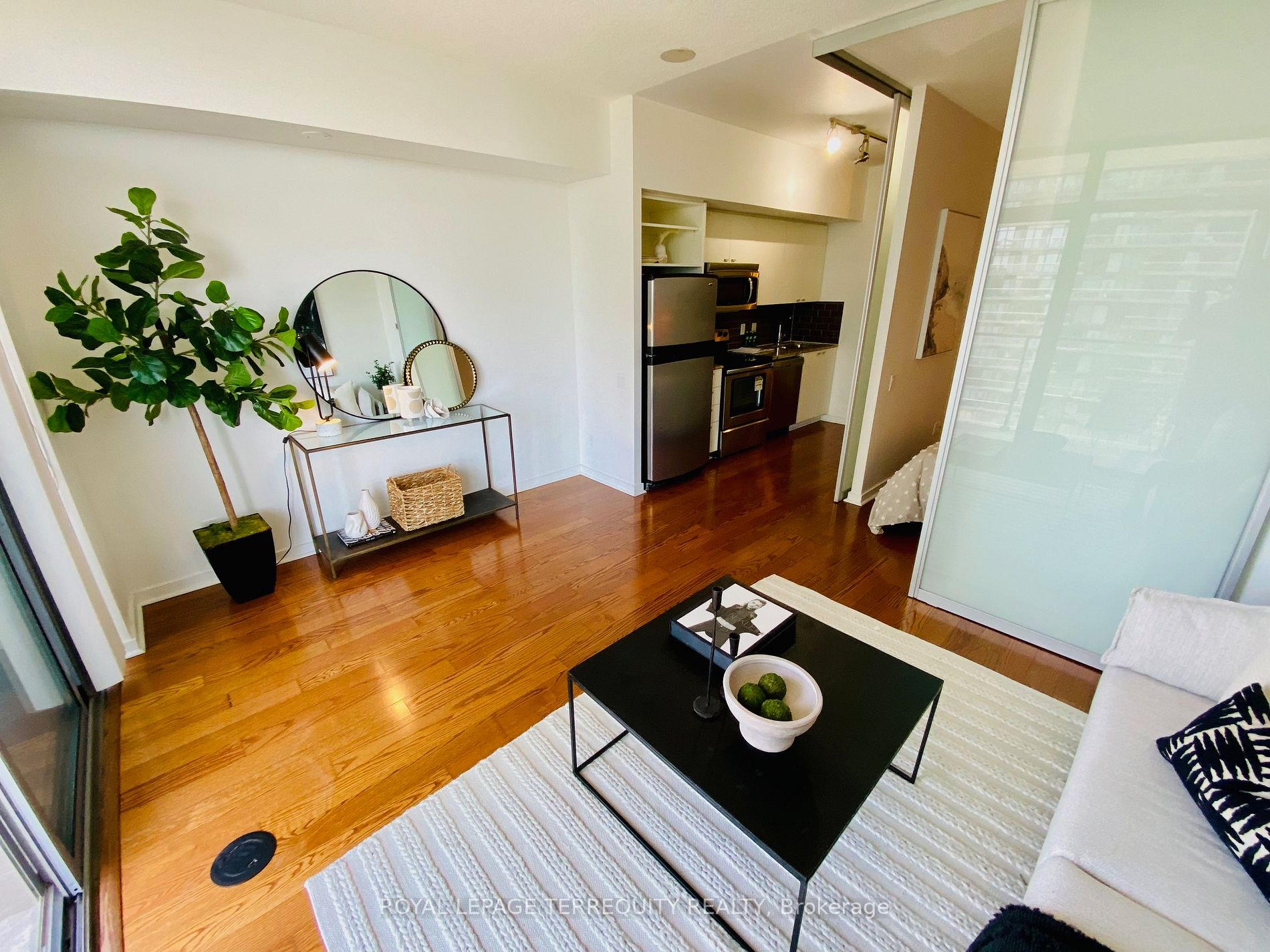 103 The Queensway Ave, #1011
