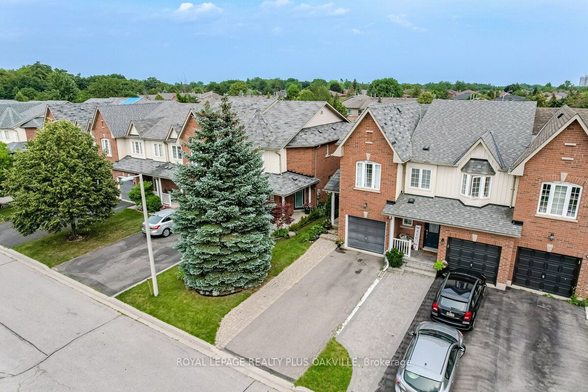 396 Riverstone Dr