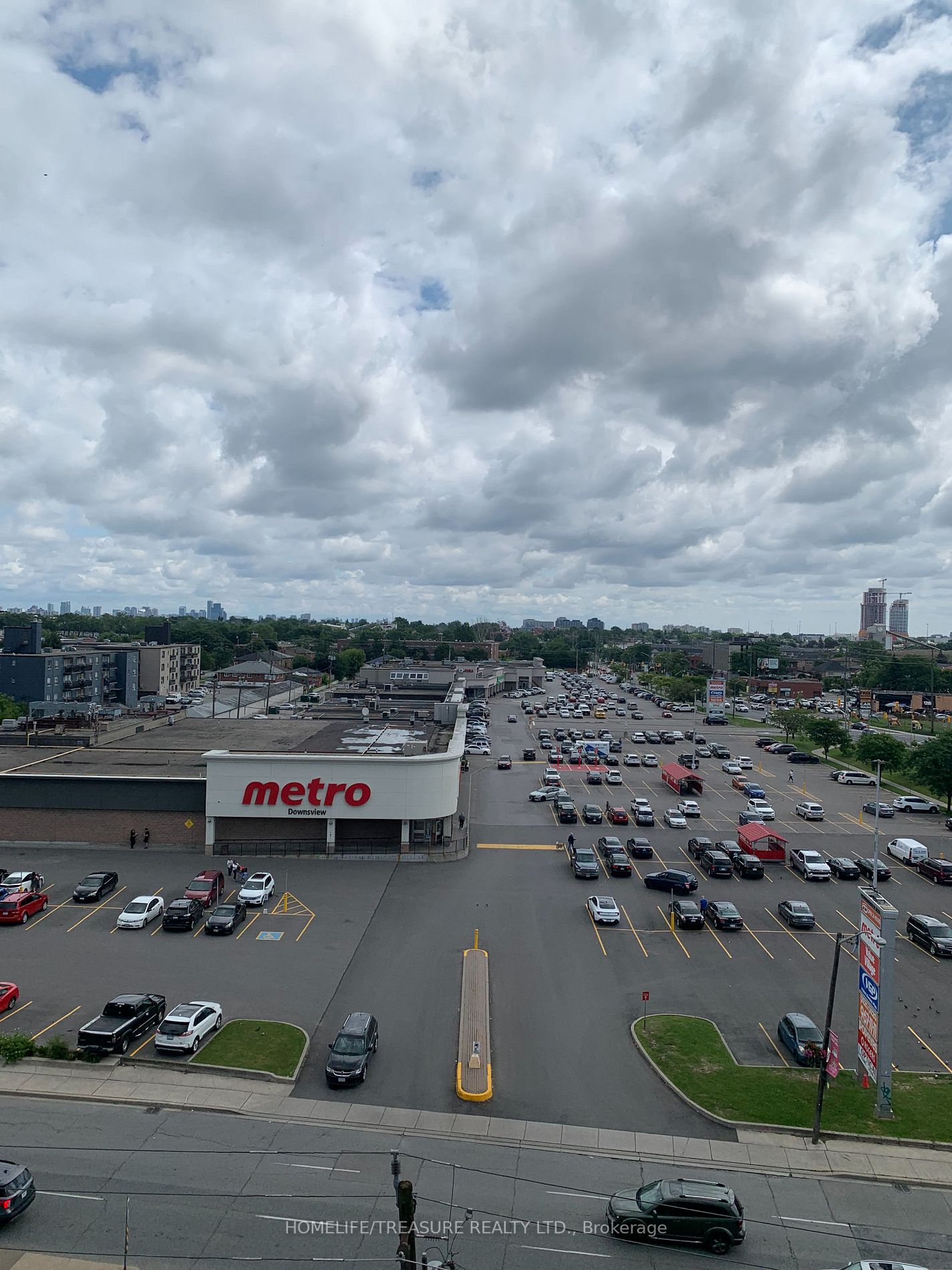 2772 Keele St, #804