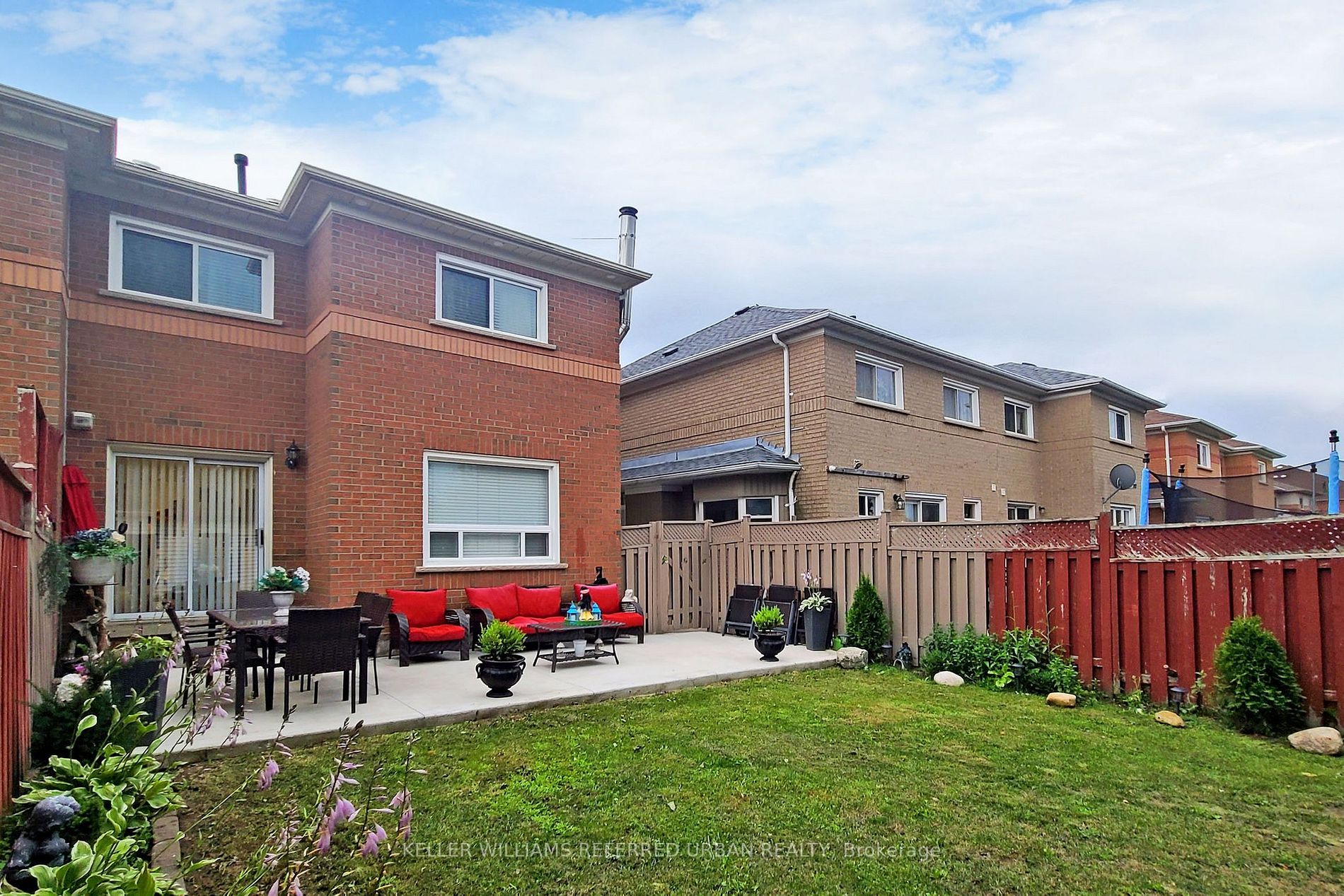 138 Rainforest Dr