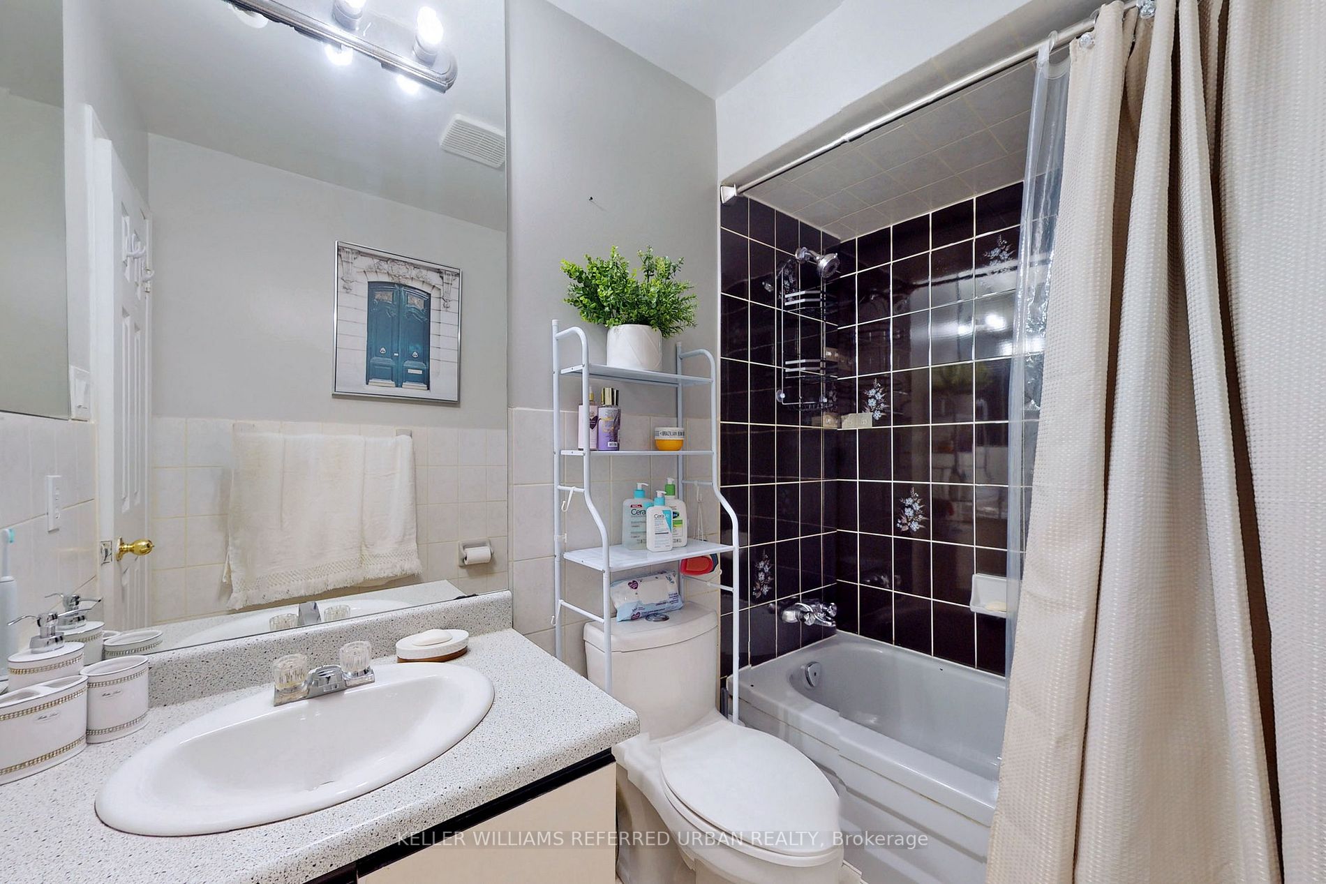 138 Rainforest Dr