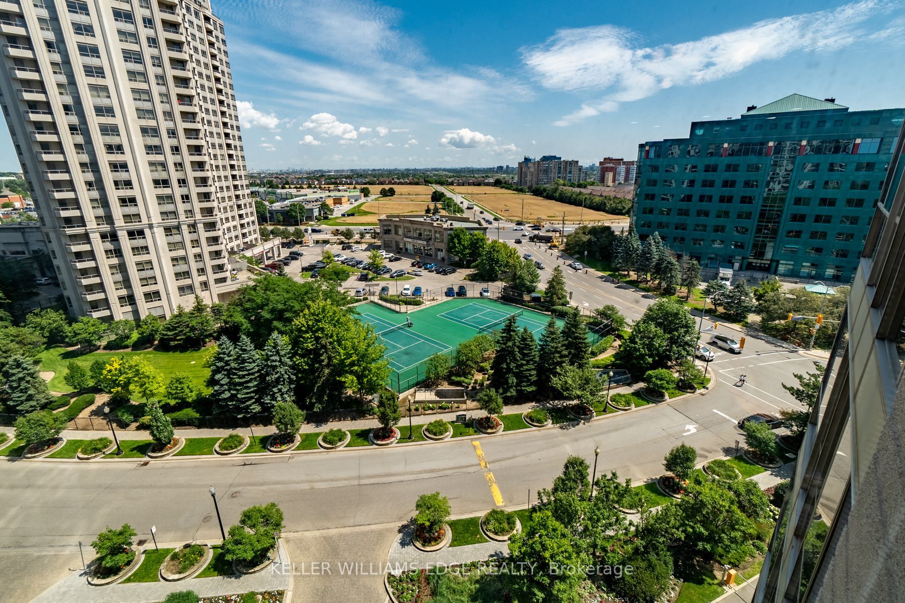 55 Kingsbridge Garden Circ, #1013