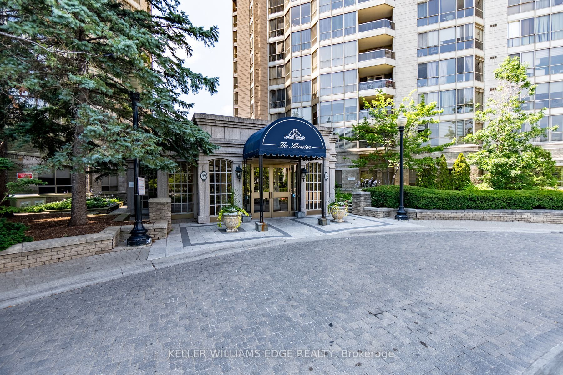 55 Kingsbridge Garden Circ, #1013