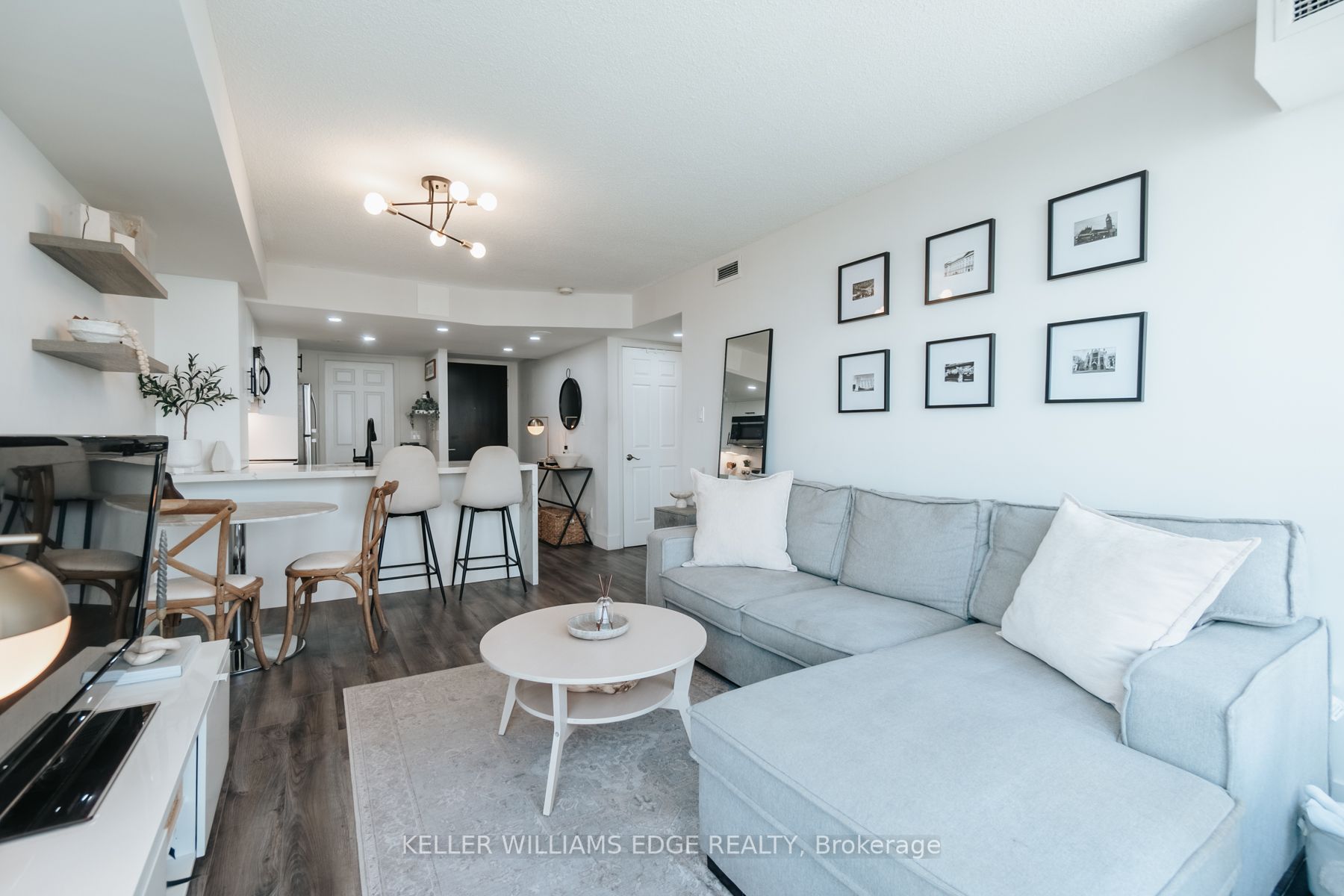 55 Kingsbridge Garden Circ, #1013