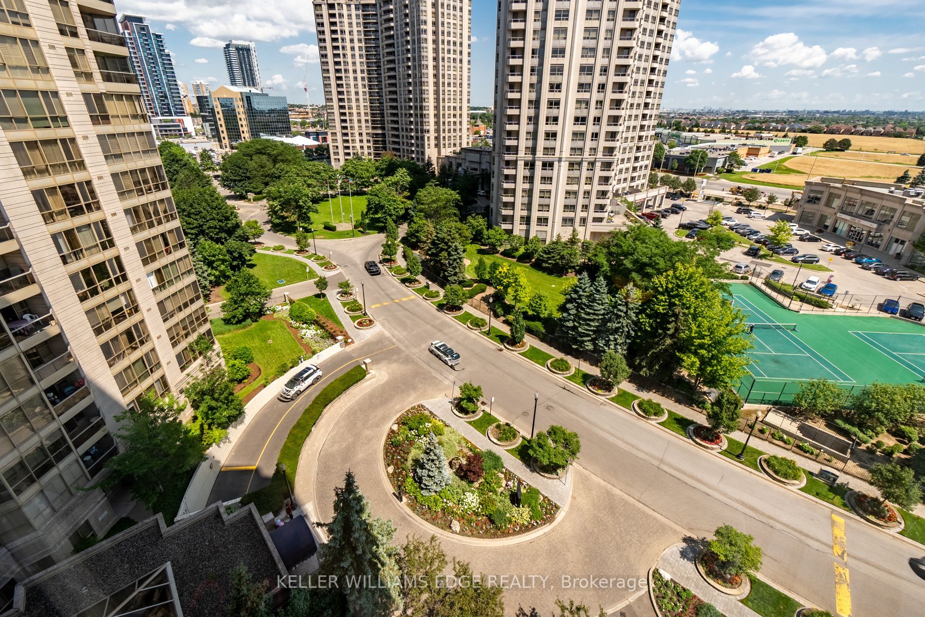 55 Kingsbridge Garden Circ, #1013