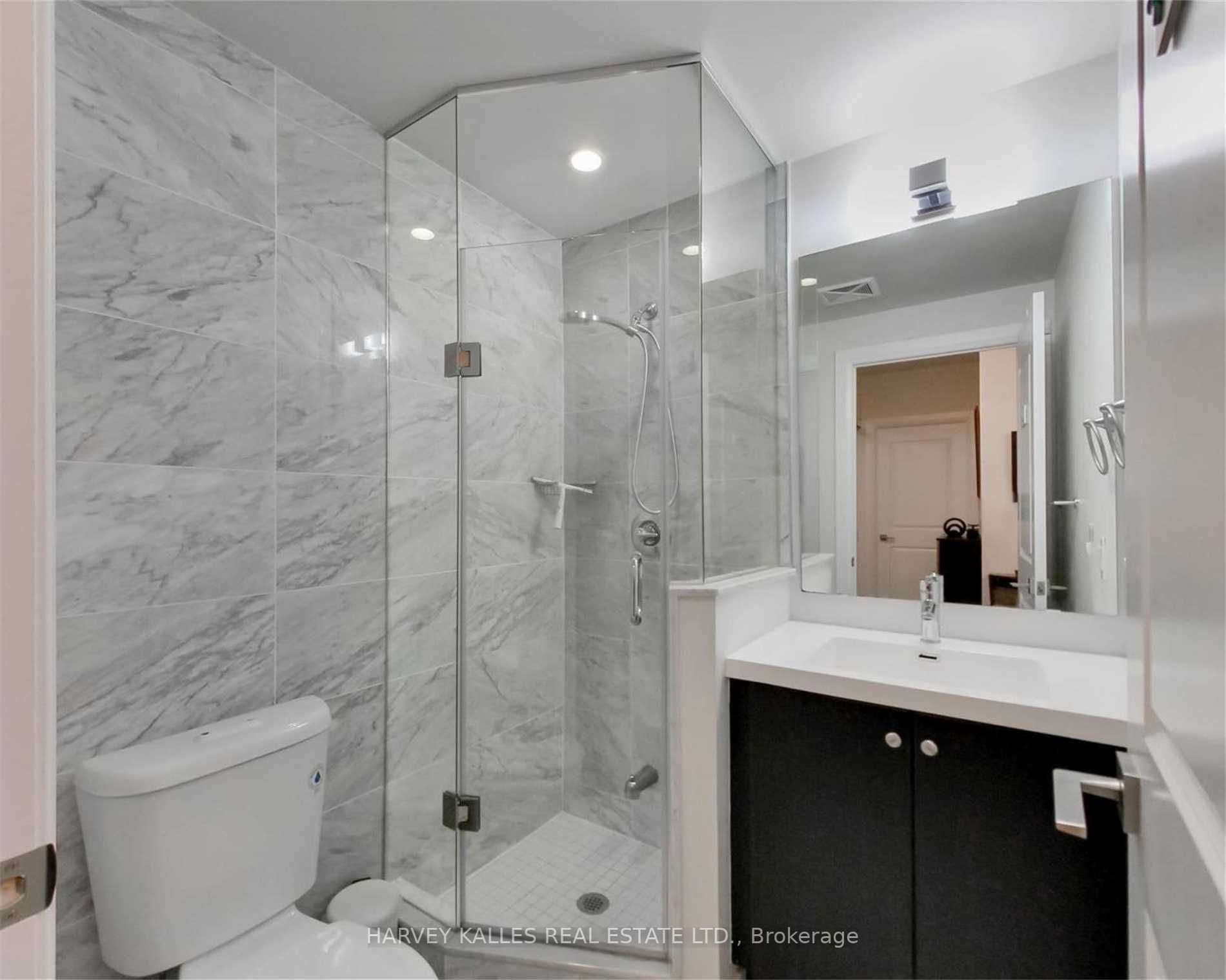 1 Old Mill Dr, #1030
