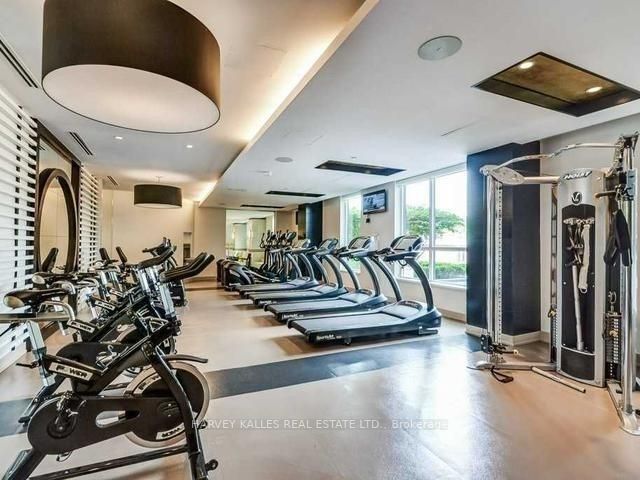 1 Old Mill Dr, #1030
