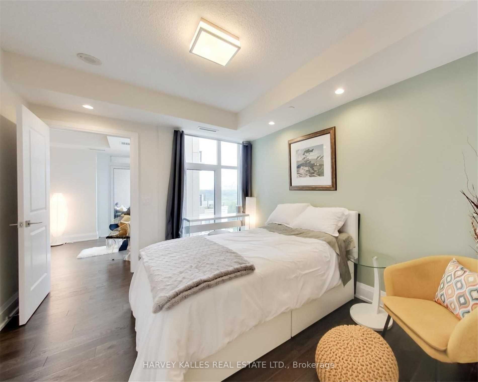1 Old Mill Dr, #1030