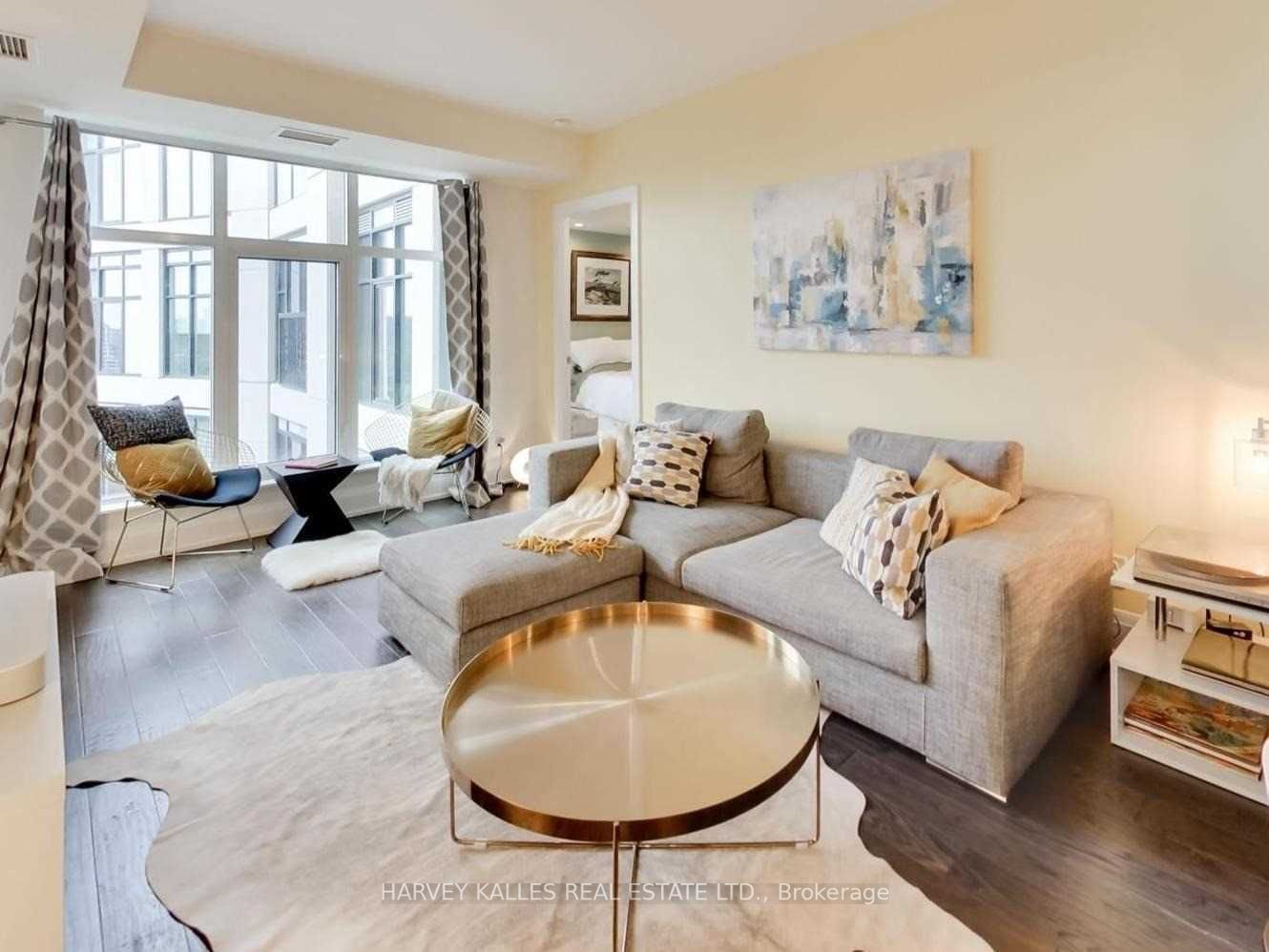 1 Old Mill Dr, #1030