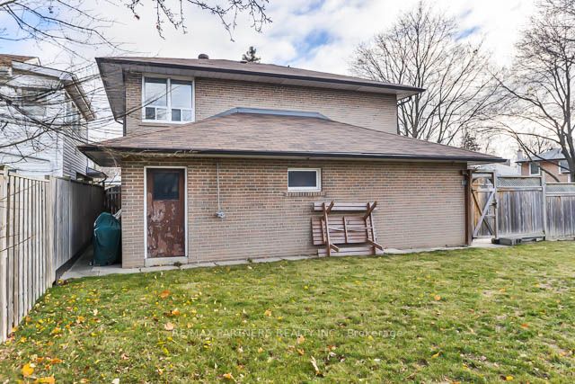 54 Gracey Boulevard