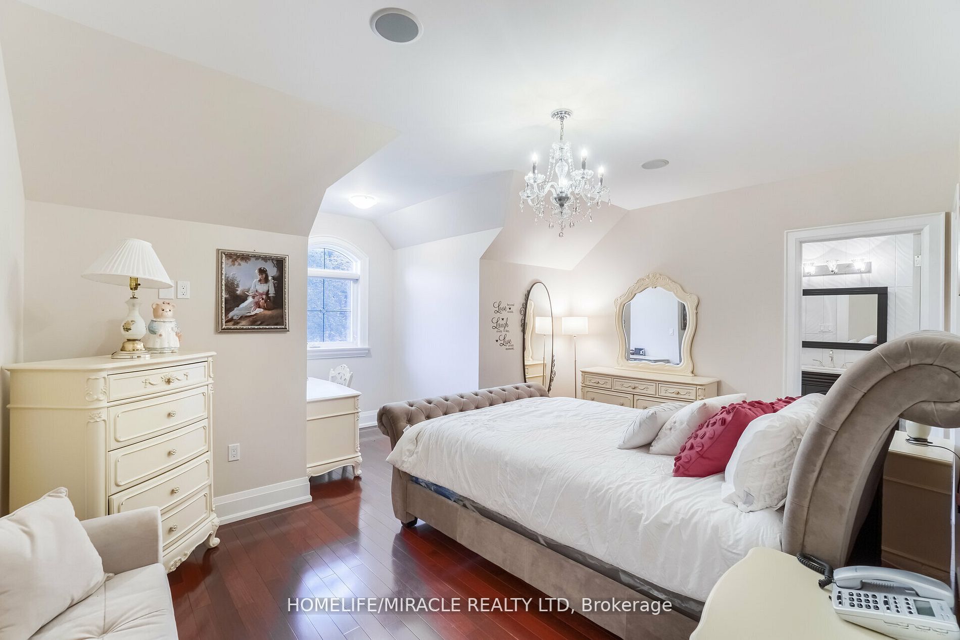 Listing W6685844 - Large Photo # 29