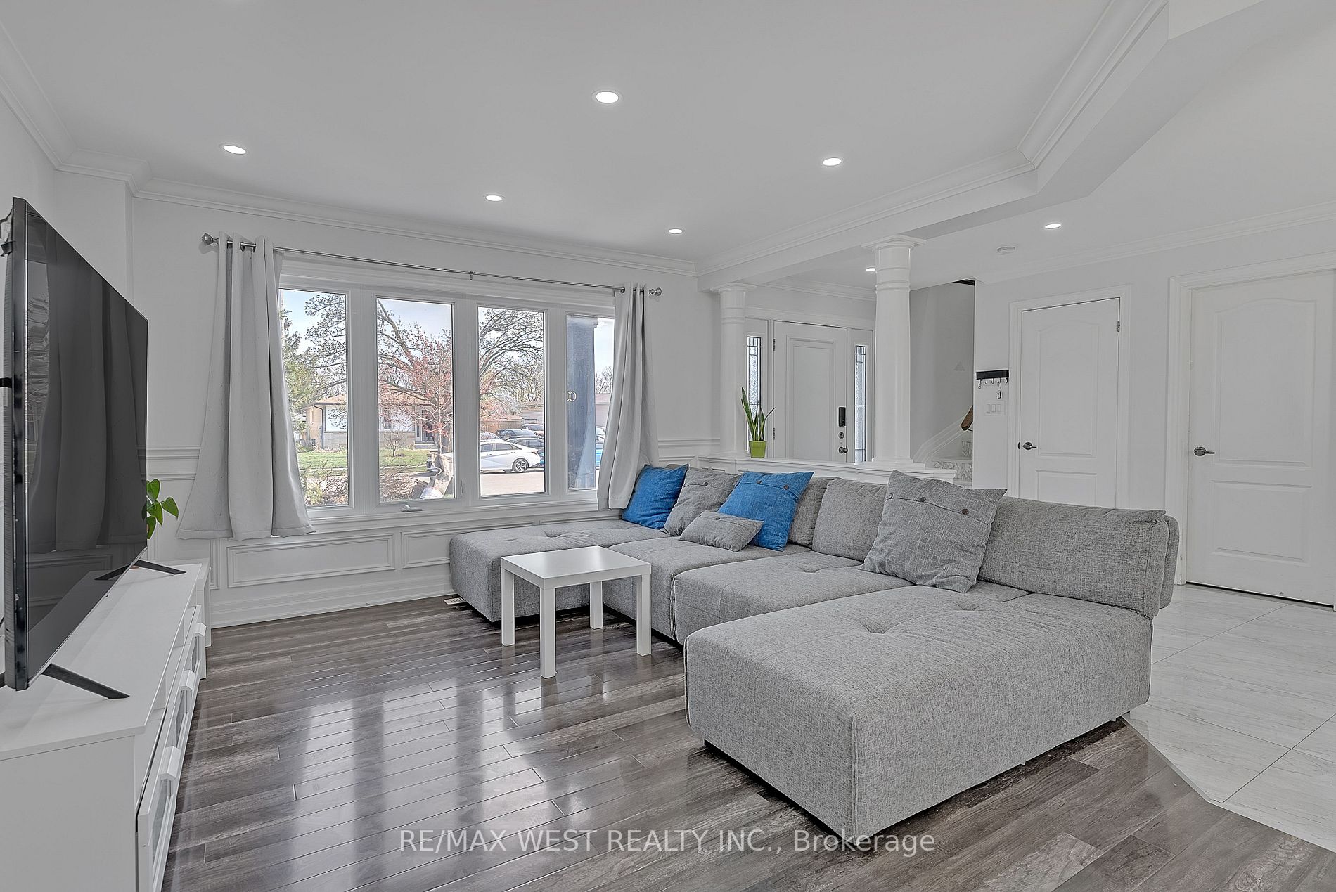 119 Madoc Dr