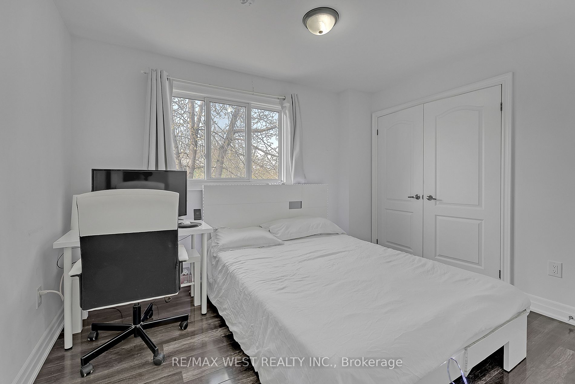 119 Madoc Dr
