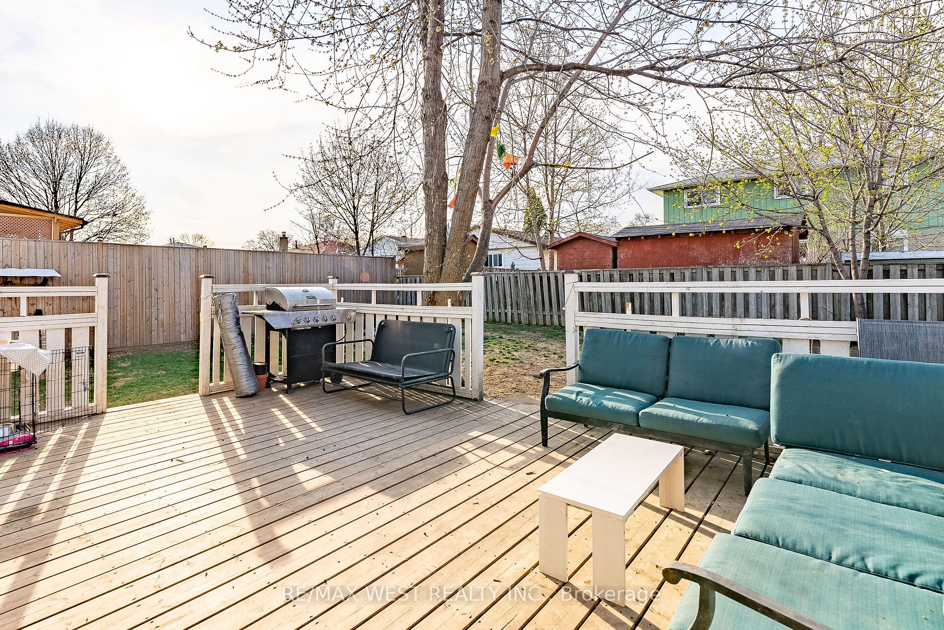 119 Madoc Dr
