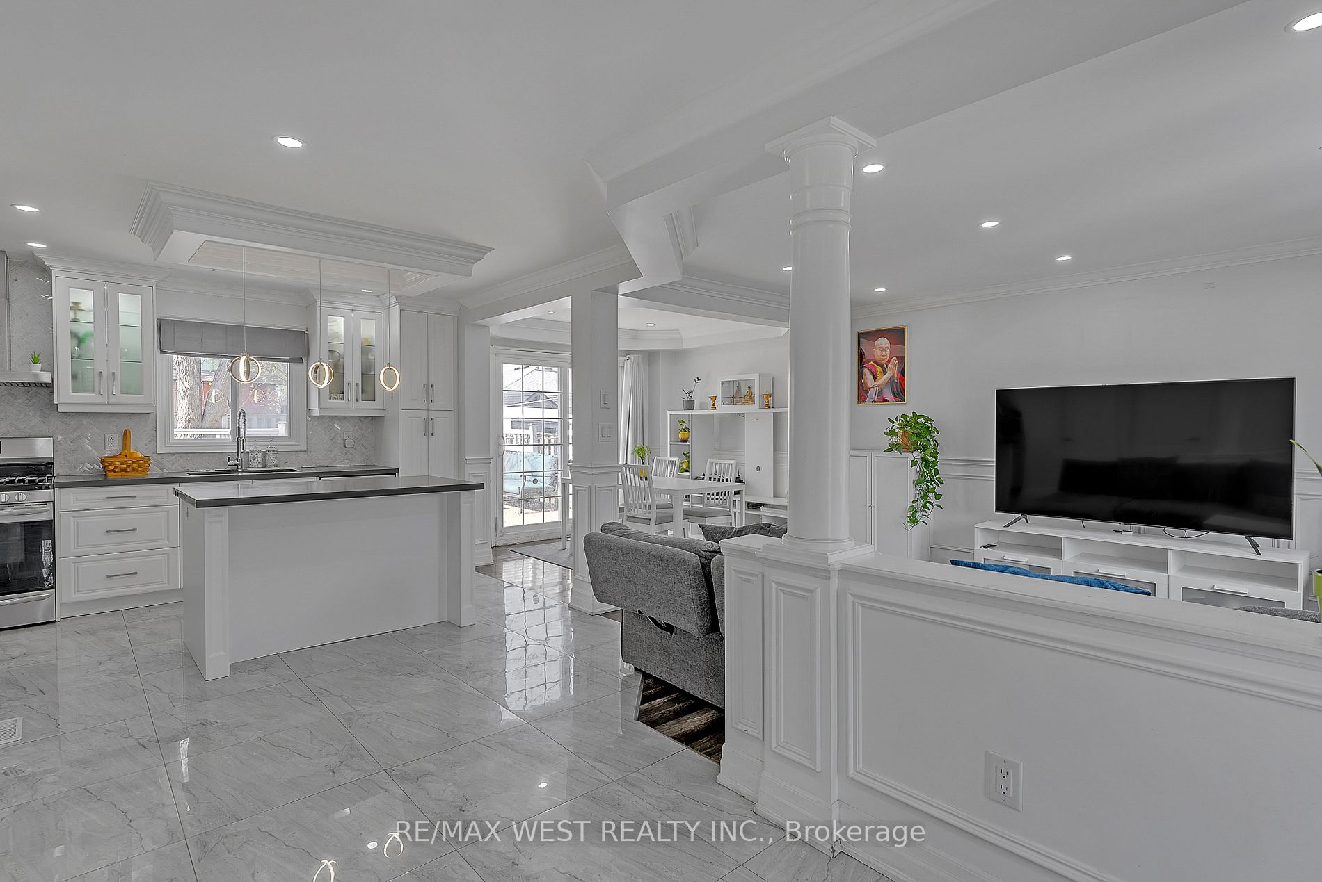 119 Madoc Dr