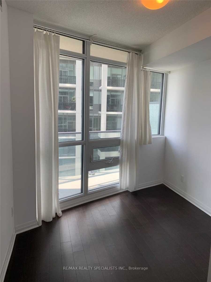 59 Annie Craig Dr, #1604