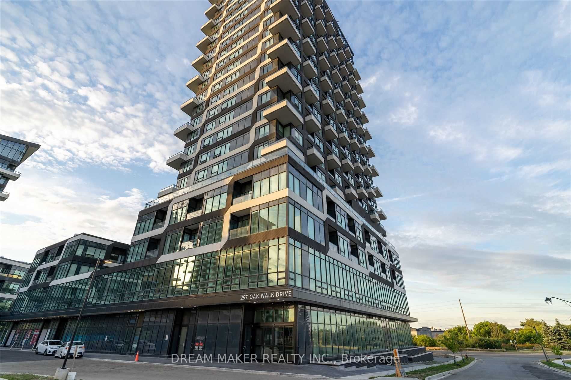 297 Oak Walk Dr, #2306