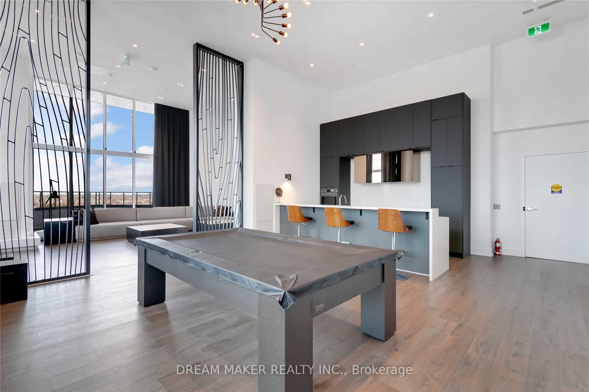 297 Oak Walk Dr, #2306
