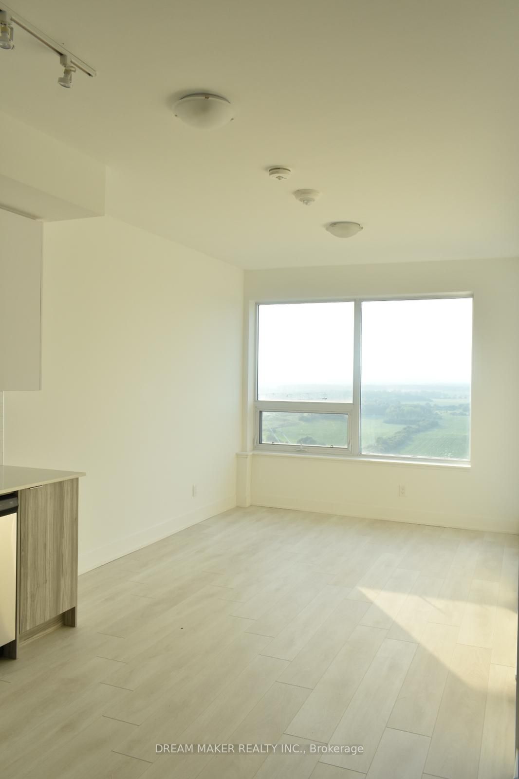 297 Oak Walk Dr, #2306