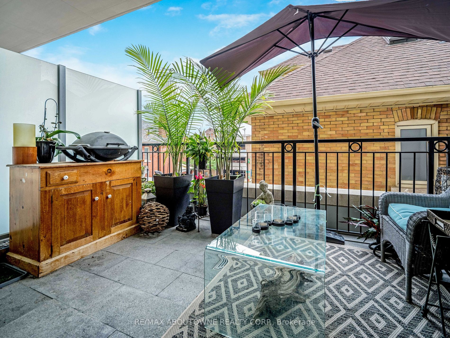 300 Randall St, #212