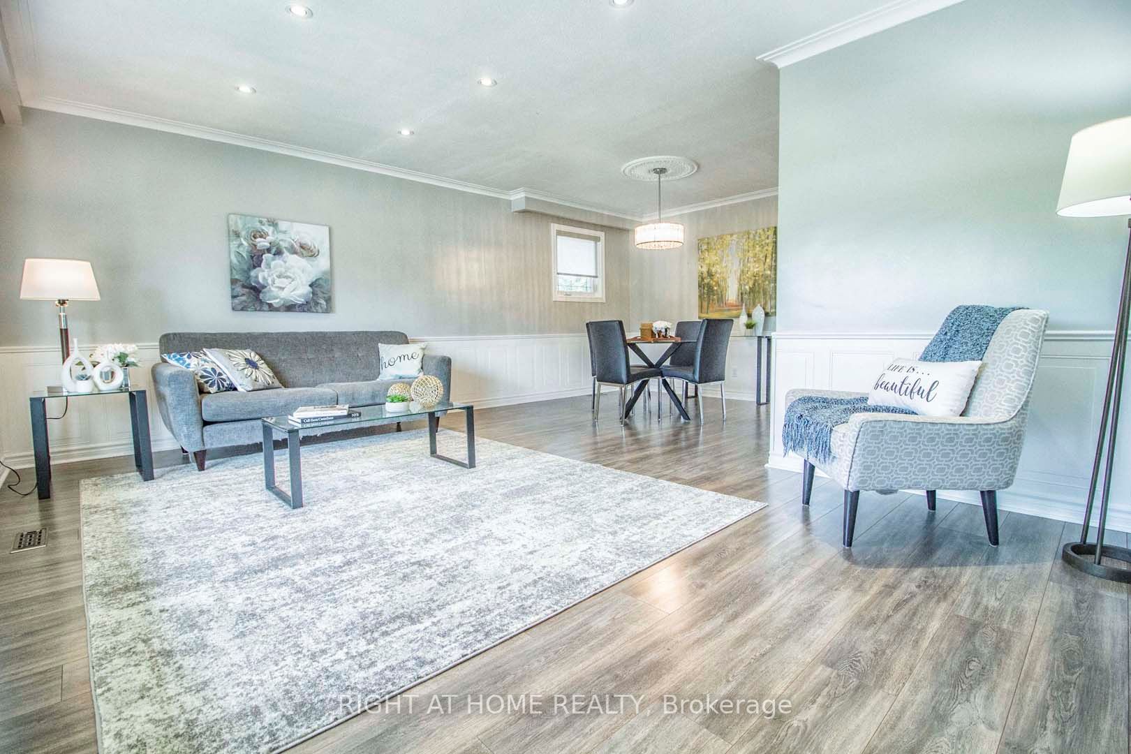 44 Baylor Crescent