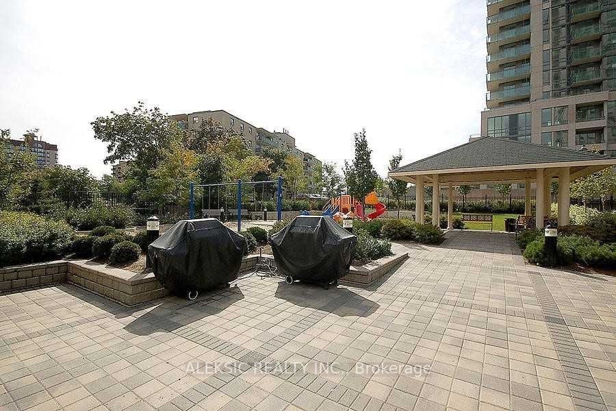 3504 Hurontario St, #202